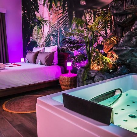 Secret Suite "Jungle" - Jacuzzi Privatif - Gare Rer C - Proche Paris ブレティニー・シュル・オルジュ エクステリア 写真