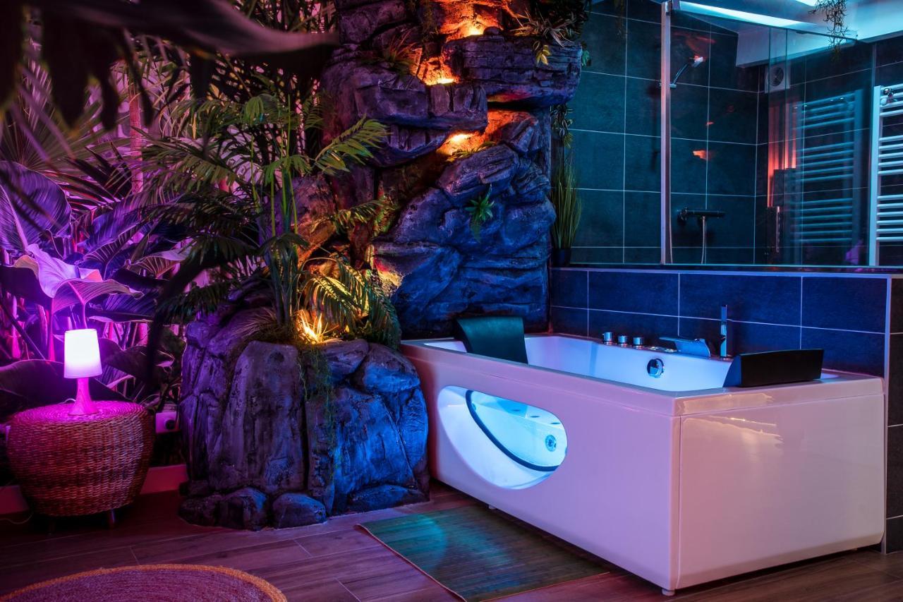 Secret Suite "Jungle" - Jacuzzi Privatif - Gare Rer C - Proche Paris ブレティニー・シュル・オルジュ エクステリア 写真
